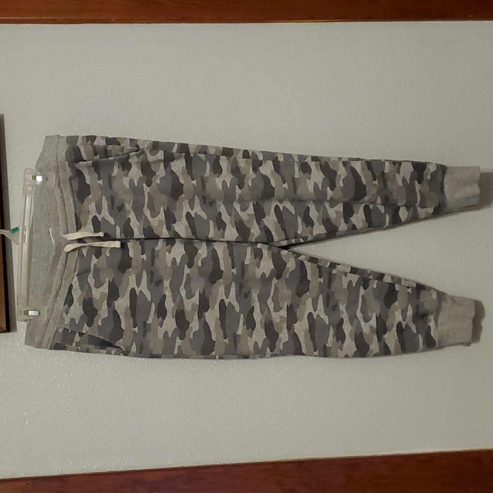 Amazon basic camo joggers